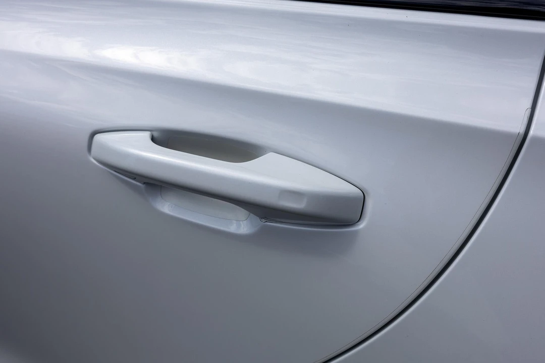 2023 Volvo V60 2nd Gen - Image 28 of 31