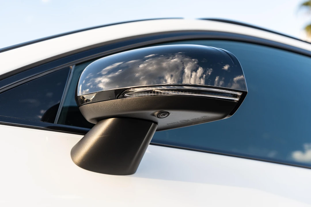 2023 Volvo V60 2nd Gen - Image 25 of 31