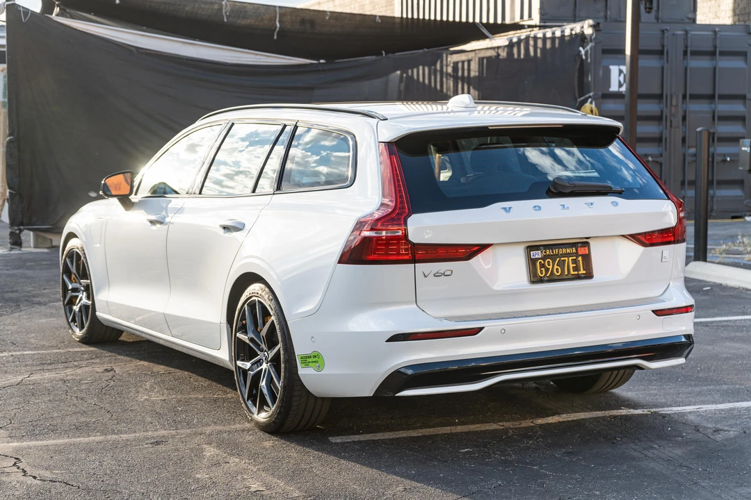 2023 Volvo V60 2nd Gen - Image 9 of 31
