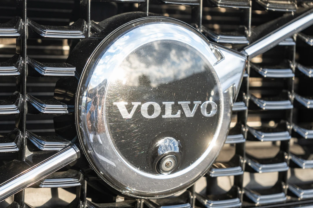 2023 Volvo V60 2nd Gen - Image 14 of 31