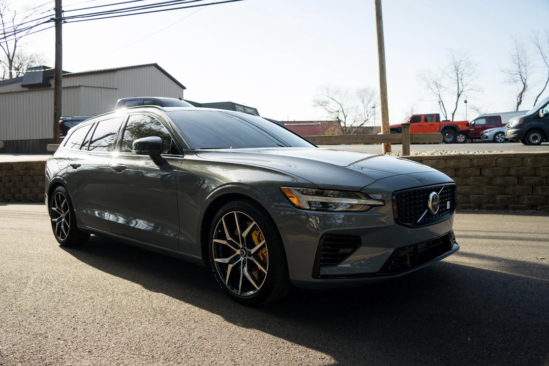 2023 Volvo V60 2nd Gen - Image 15 of 31