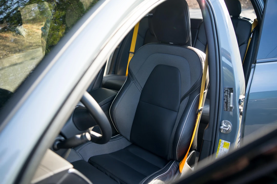 2023 Volvo V60 2nd Gen - Image 30 of 31