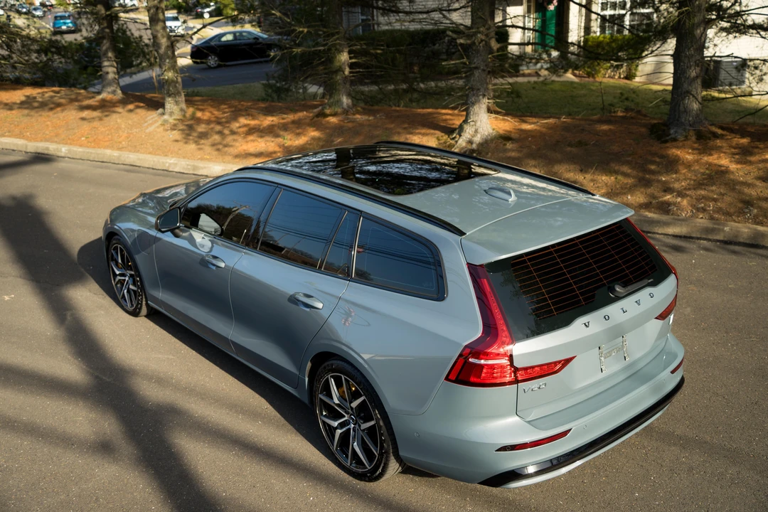 2023 Volvo V60 2nd Gen - Image 8 of 31