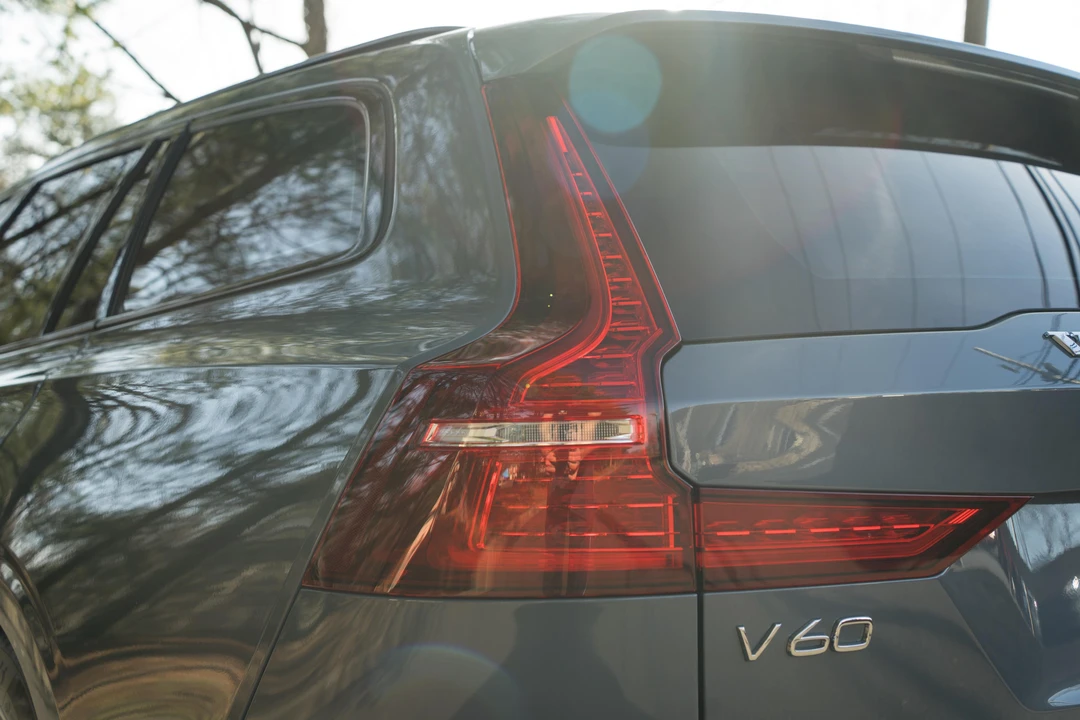 2023 Volvo V60 2nd Gen - Image 20 of 31