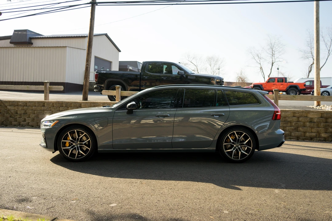 2023 Volvo V60 2nd Gen - Image 6 of 31