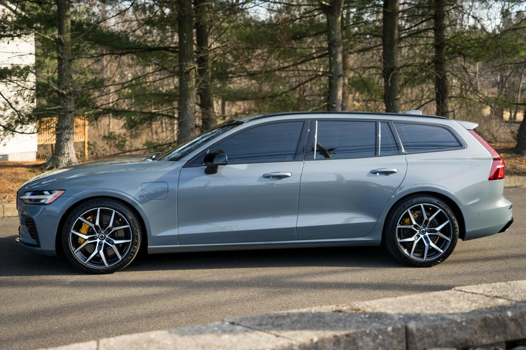 2023 Volvo V60 2nd Gen - Image 3 of 31
