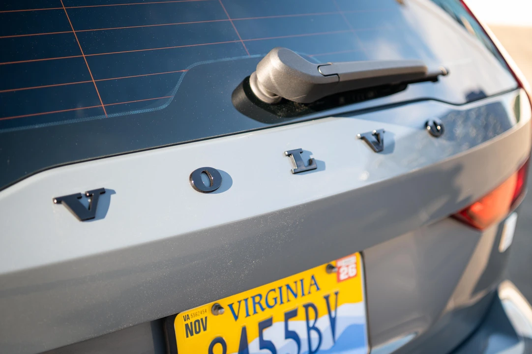 2023 Volvo V60 2nd Gen - Image 19 of 31