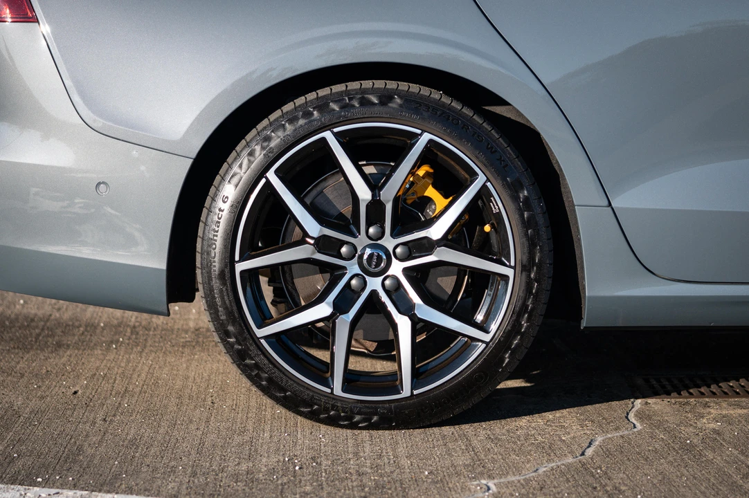 2023 Volvo V60 2nd Gen - Image 30 of 31