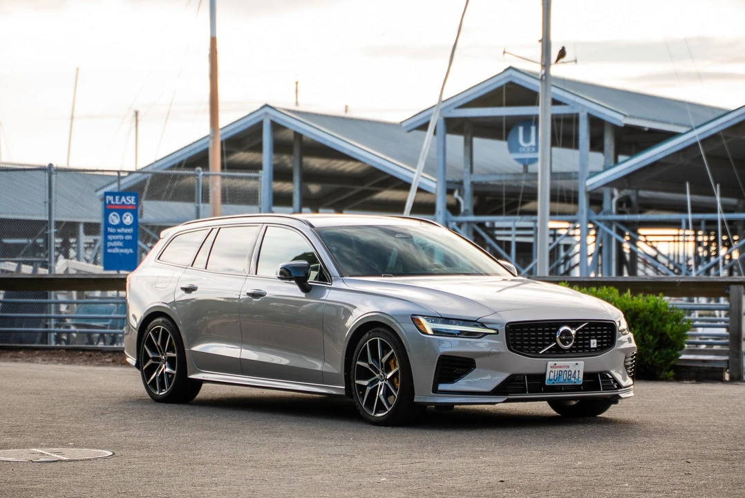 2023 Volvo V60 2nd Gen - Image 24 of 31