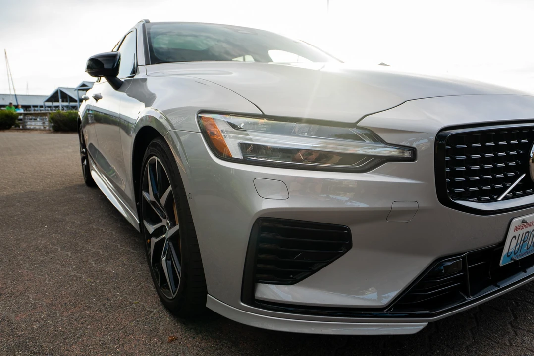 2023 Volvo V60 2nd Gen - Image 29 of 31
