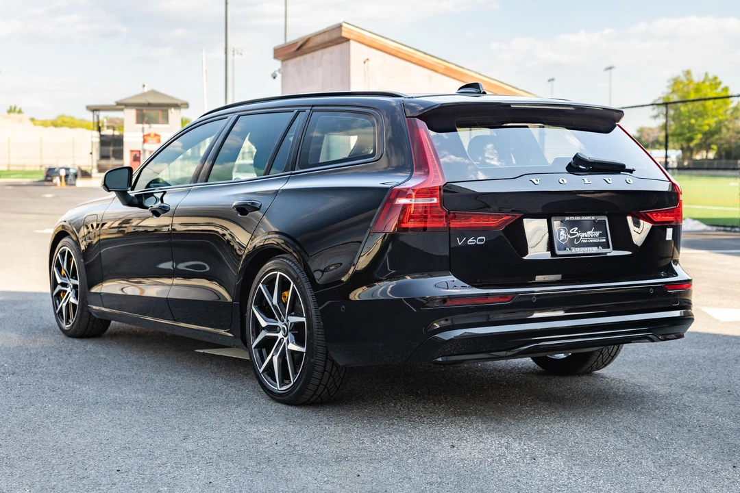 2023 Volvo V60 2nd Gen - Image 4 of 31