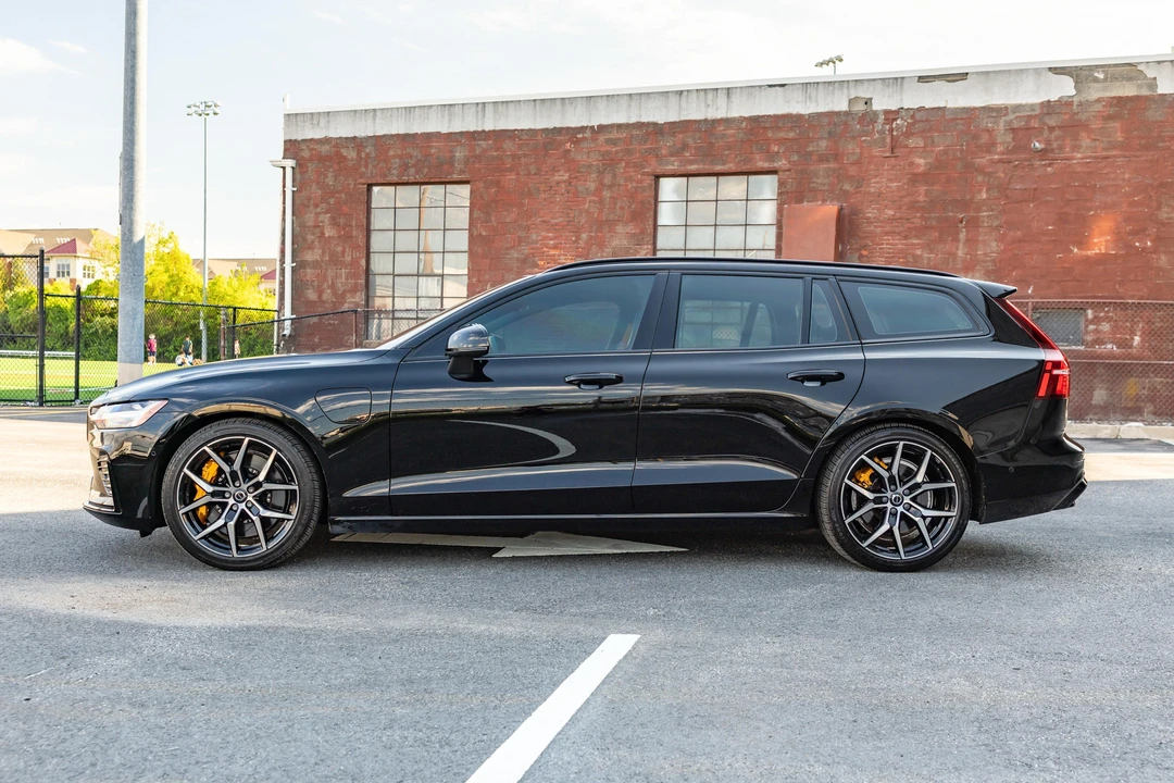 2023 Volvo V60 2nd Gen - Image 7 of 31