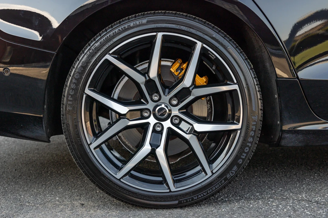 2023 Volvo V60 2nd Gen - Image 28 of 31