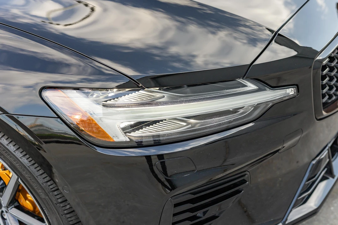 2023 Volvo V60 2nd Gen - Image 9 of 31