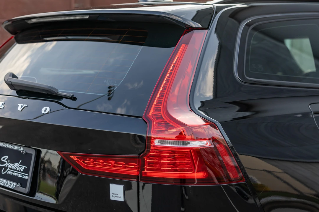 2023 Volvo V60 2nd Gen - Image 22 of 31