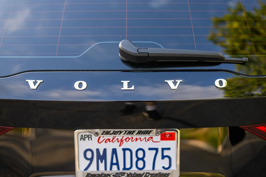 2023 Volvo V60 2nd Gen - Image 16 of 31