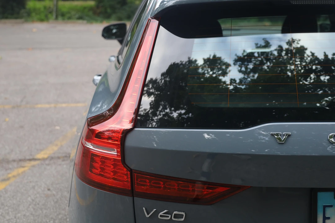 2023 Volvo V60 2nd Gen - Image 18 of 31