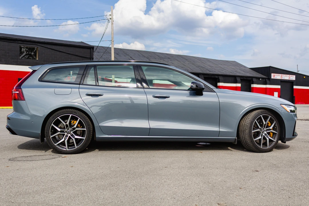 2023 Volvo V60 2nd Gen - Image 8 of 31
