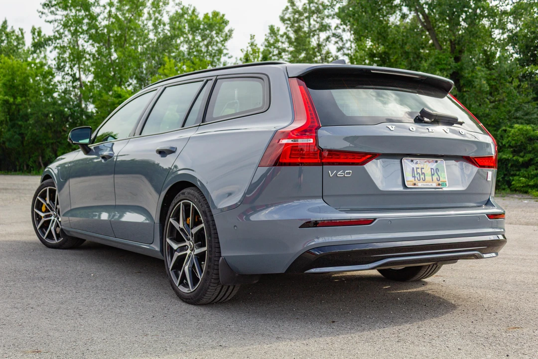 2023 Volvo V60 2nd Gen - Image 7 of 31