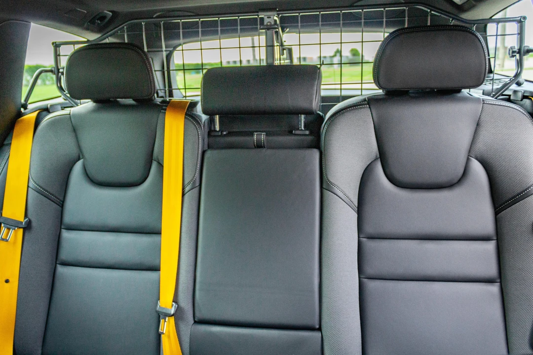 2023 Volvo V60 2nd Gen - Image 19 of 31
