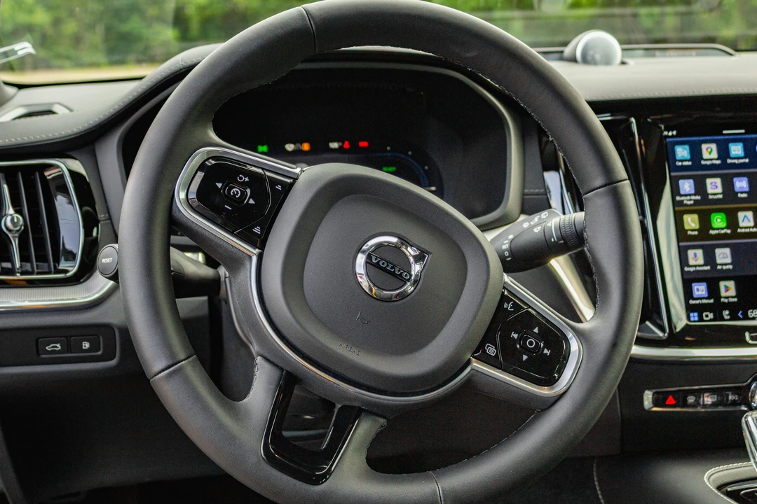 2023 Volvo V60 2nd Gen - Image 26 of 31