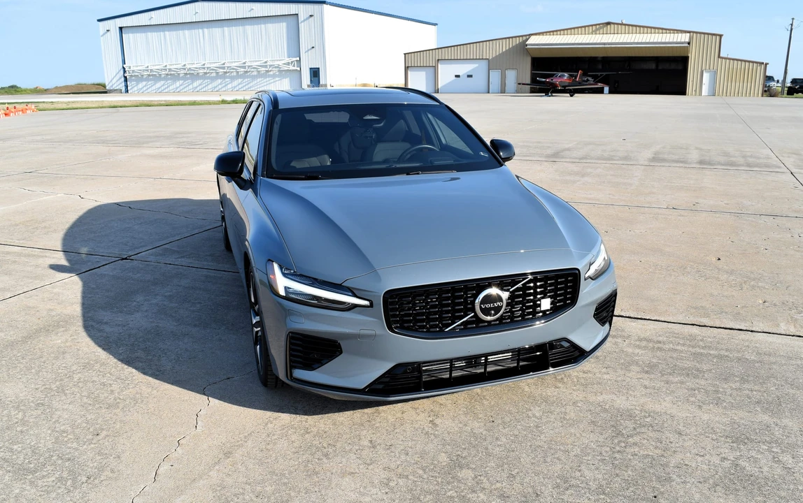 2023 Volvo V60 2nd Gen - Image 26 of 31