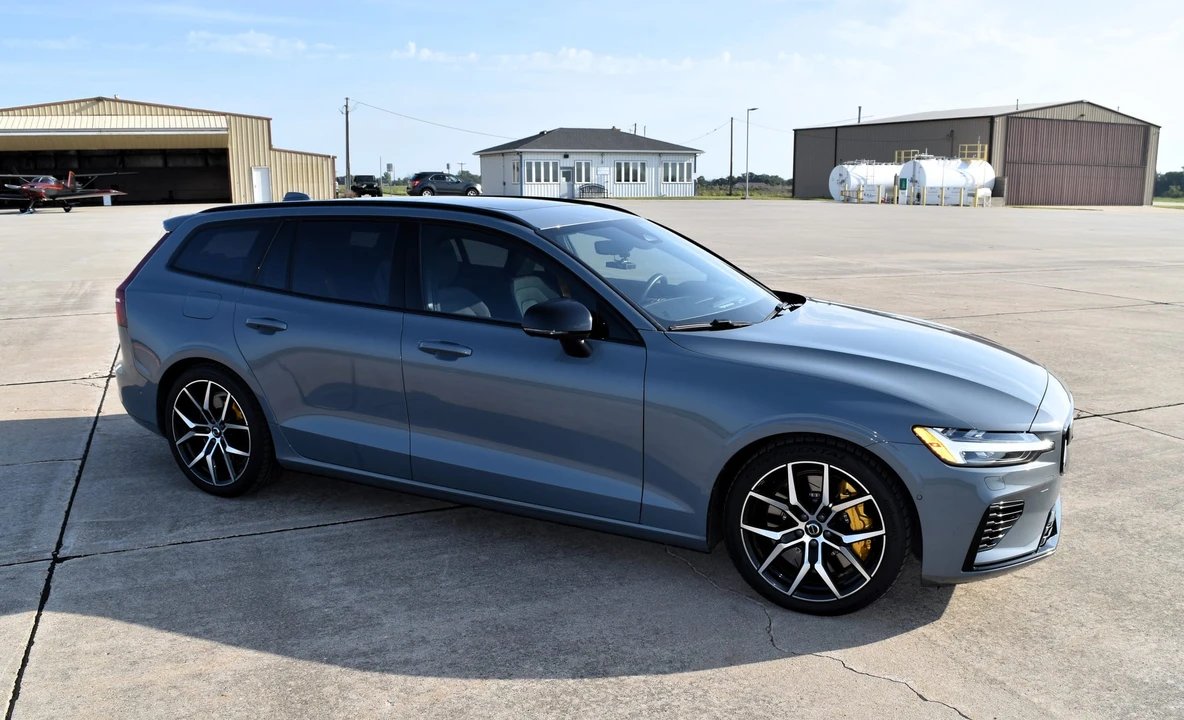 2023 Volvo V60 2nd Gen - Image 24 of 31