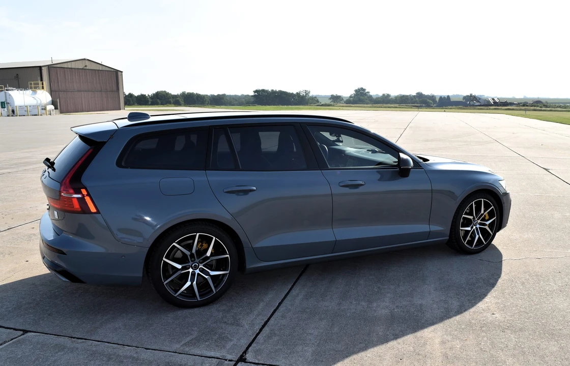 2023 Volvo V60 2nd Gen - Image 22 of 31