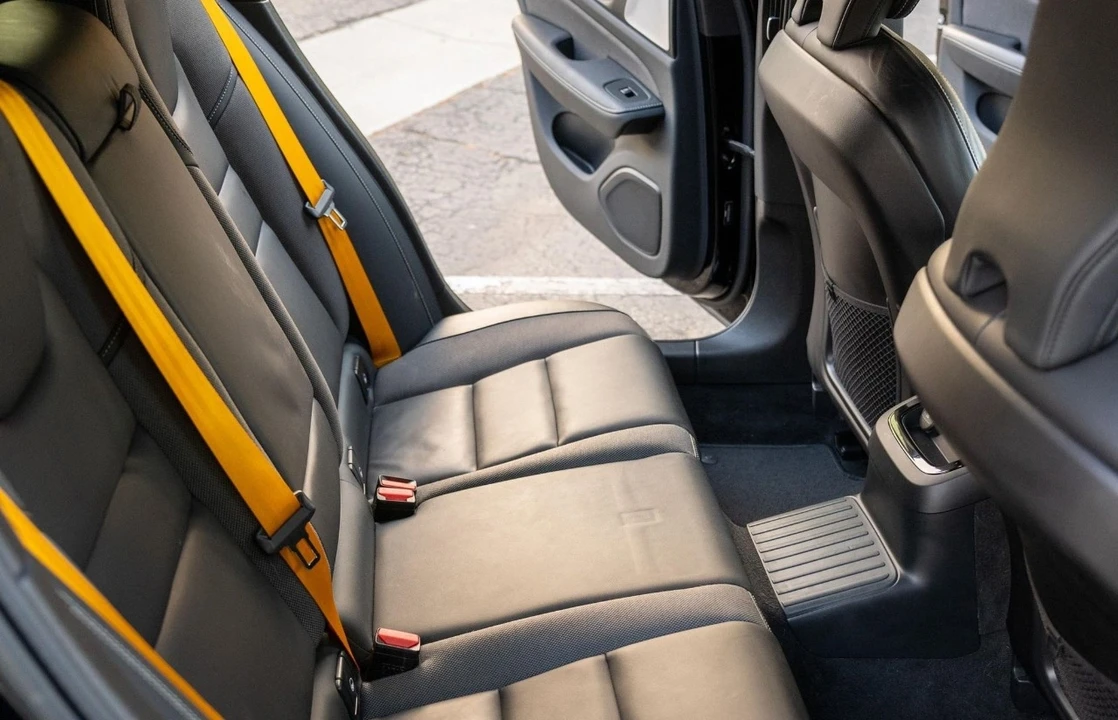 2023 Volvo V60 2nd Gen - Image 17 of 21
