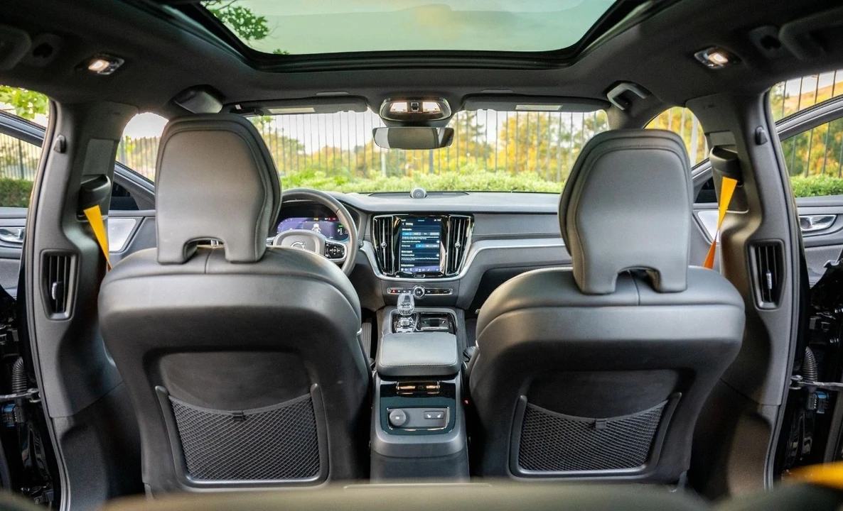 2023 Volvo V60 2nd Gen - Image 7 of 21