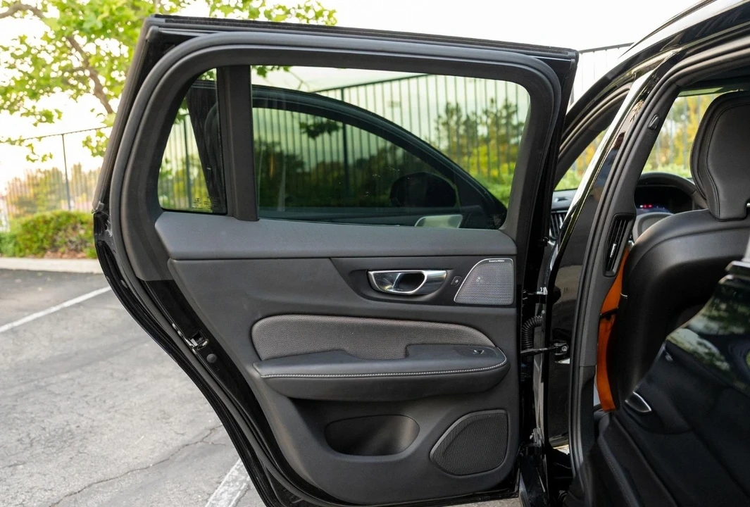 2023 Volvo V60 2nd Gen - Image 16 of 21