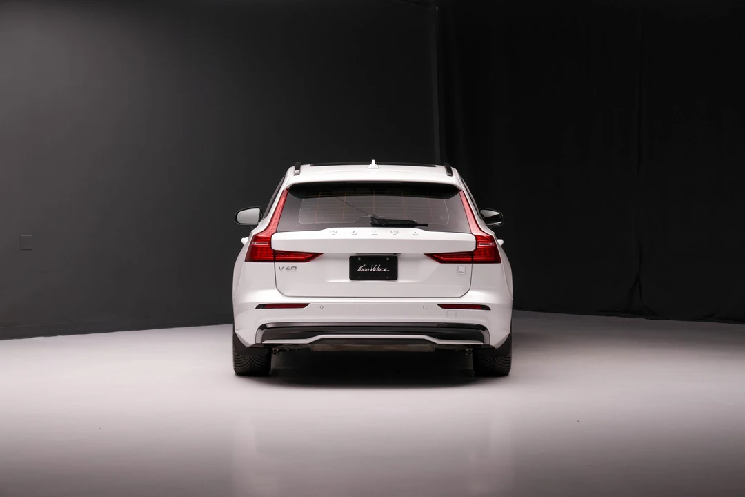 2023 Volvo V60 2nd Gen - Image 5 of 31