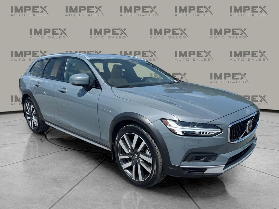 2023 Volvo V90 - Image 4 of 26