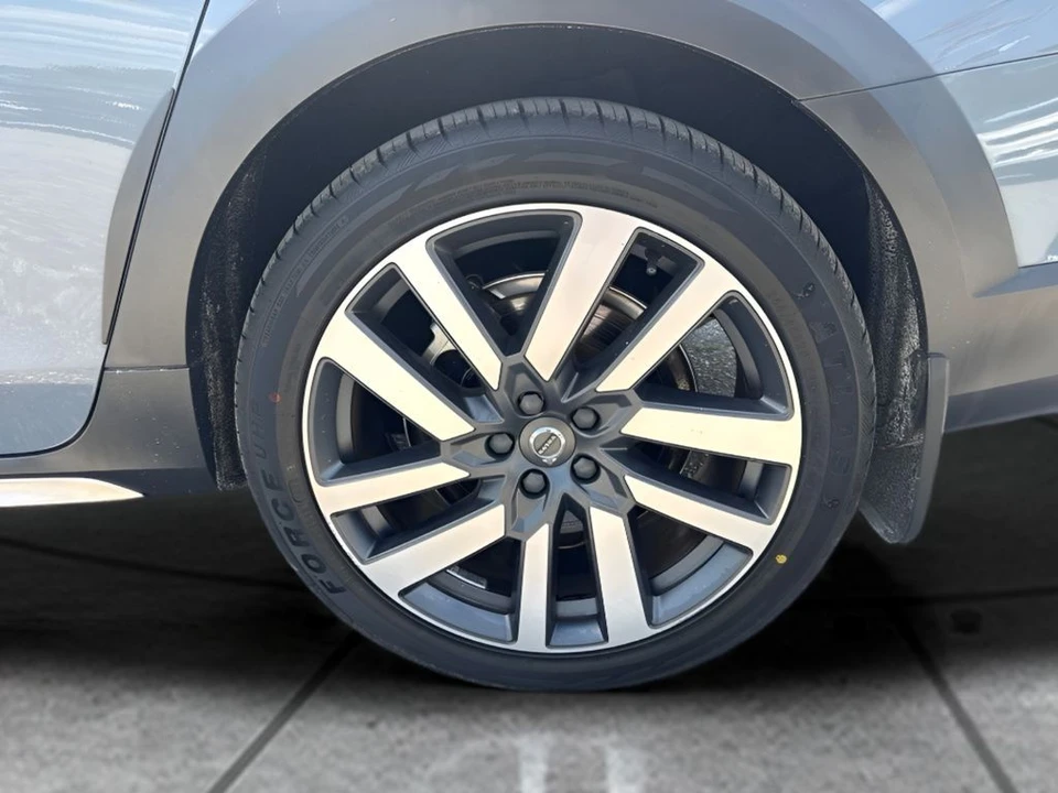 2023 Volvo V90 - Image 25 of 26