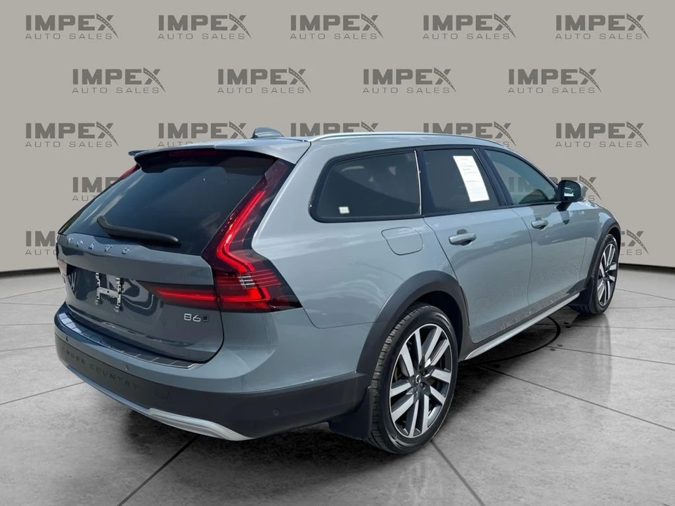 2023 Volvo V90 - Image 3 of 26