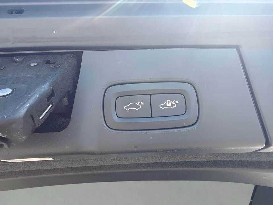 2023 Volvo V90 - Image 21 of 26