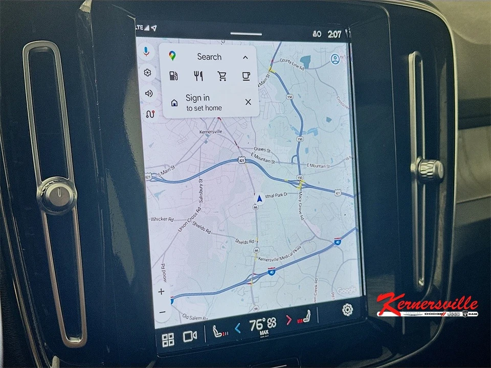 2023 Volvo XC40 - Image 19 of 21