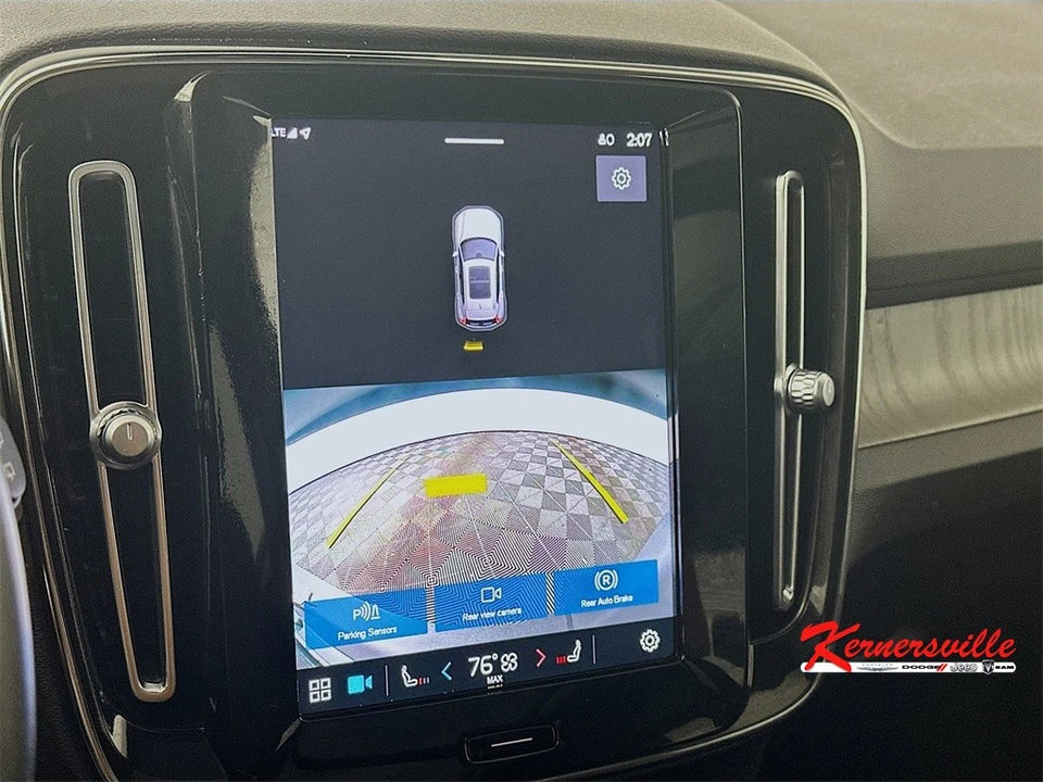 2023 Volvo XC40 - Image 20 of 21