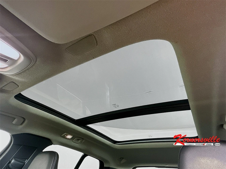 2023 Volvo XC40 - Image 21 of 21