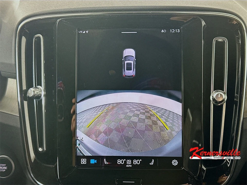 2023 Volvo XC40 - Image 20 of 21