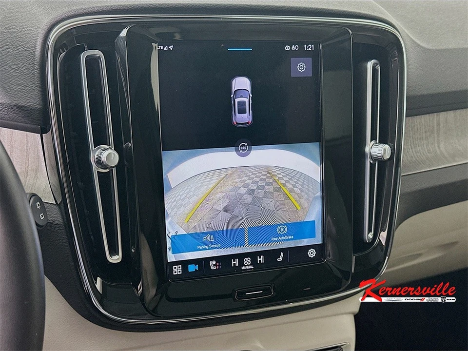 2023 Volvo XC40 - Image 20 of 21
