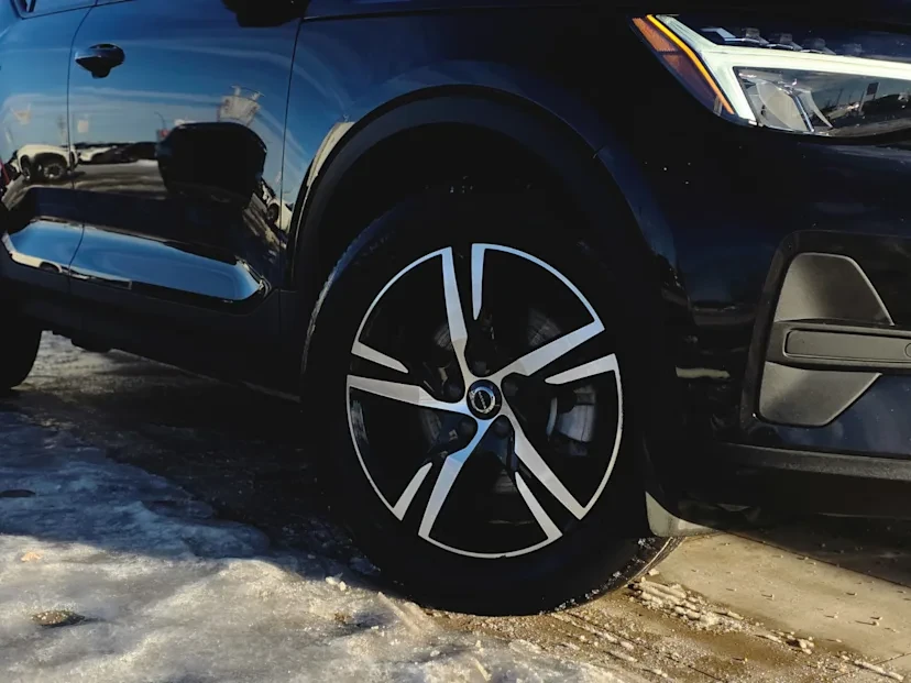 2023 Volvo XC40 - Image 15 of 15