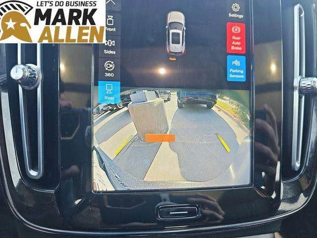 2023 Volvo XC40 - Image 10 of 20