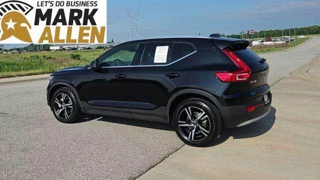 2023 Volvo XC40 - Image 3 of 20