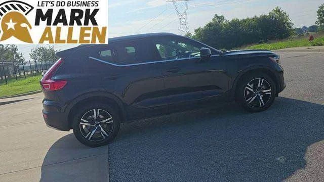 2023 Volvo XC40 - Image 5 of 20