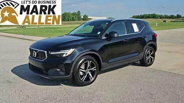 2023 Volvo XC40