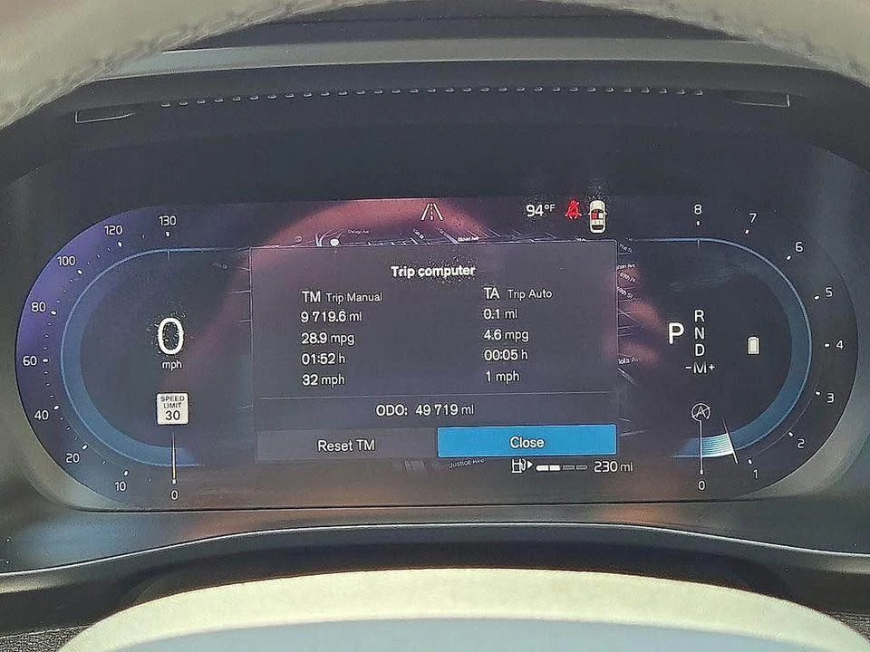 2023 Volvo XC40 - Image 15 of 16