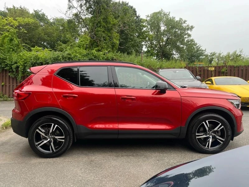 2023 Volvo XC40 - Image 7 of 12