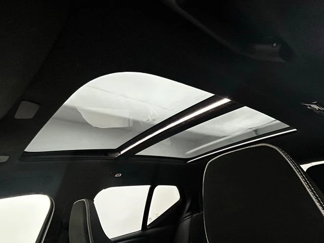 2023 Volvo XC40 - Image 10 of 12