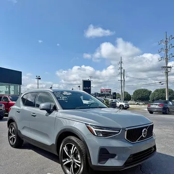 2023 Volvo XC40